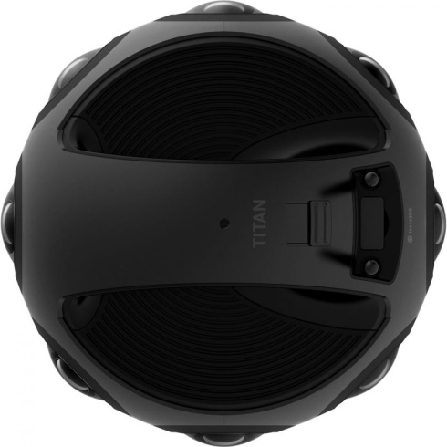 Панорамная камера Insta360 Titan (Memory Card Hub Bundle) фото 6