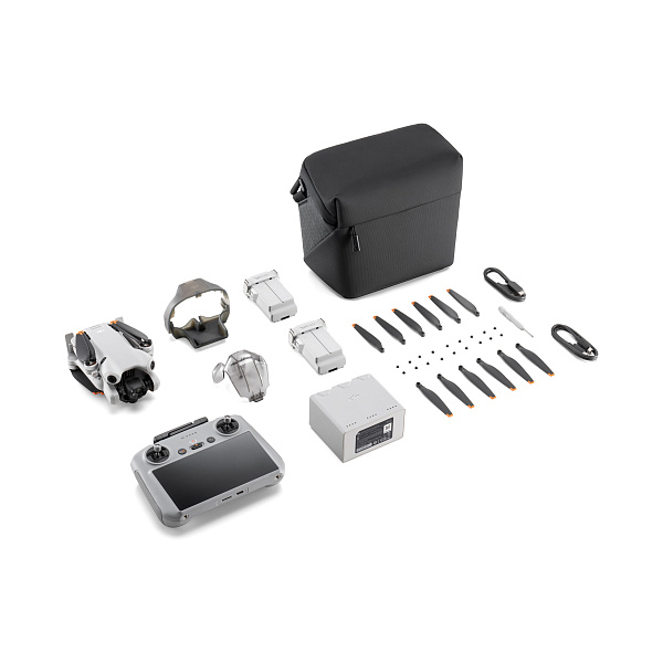 Квадрокоптер DJI Mini 4 Pro Fly More Combo (RC 2)